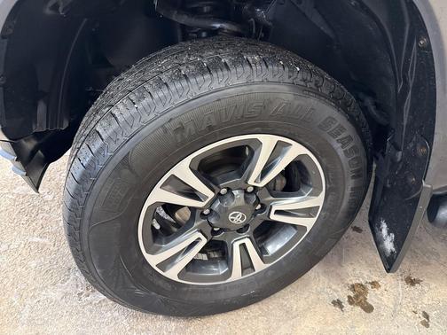 2019 Toyota Tacoma TRD Sport