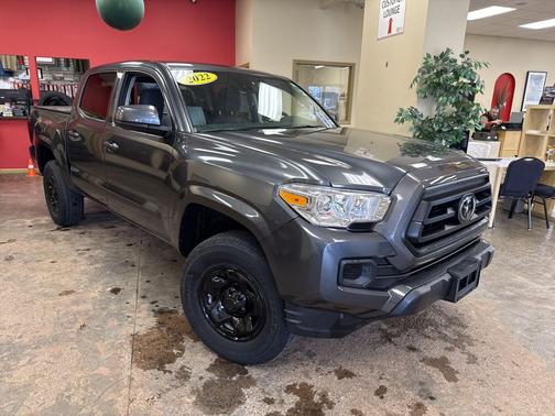 2022 Toyota Tacoma SR