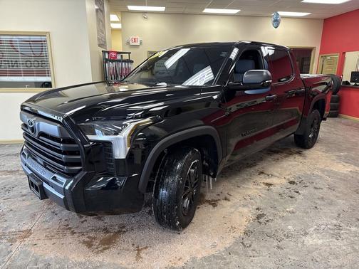 2025 Toyota Tundra SR5