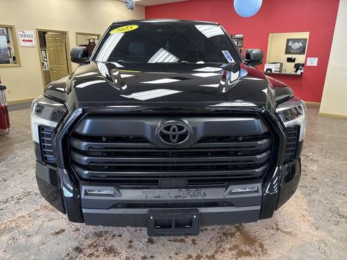 2025 Toyota Tundra SR5