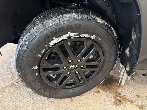 2025 Toyota Tundra SR5