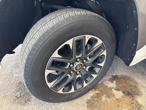 Ice Cap 2024 Toyota Tundra Limited