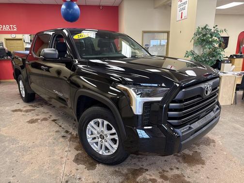 2024 Toyota Tundra SR5