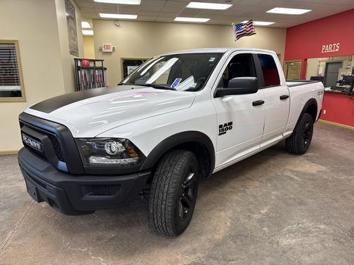 2022 RAM 1500 Classic Warlock Quad Cab 4x4 6'4' Box