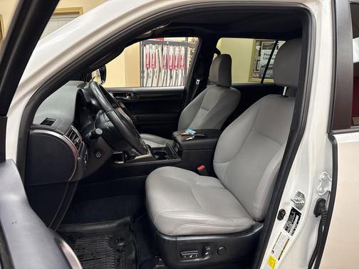 2023 Lexus GX 460 Luxury