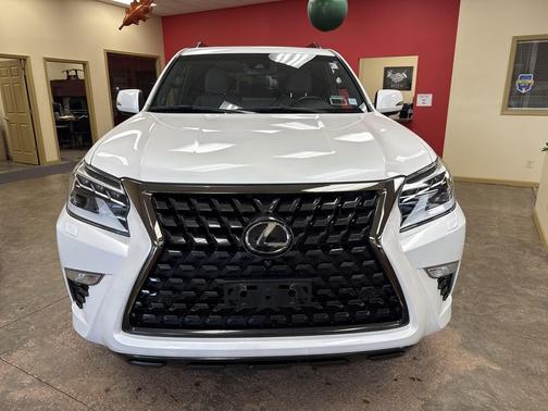 2023 Lexus GX 460 Luxury