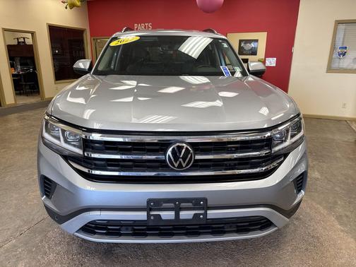 2022 Volkswagen Atlas 3.6L SE w/Technology