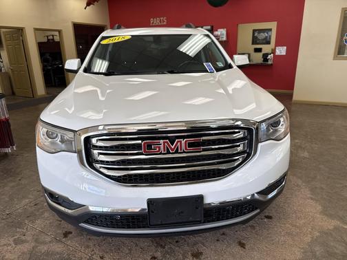 2018 GMC Acadia SLE-2