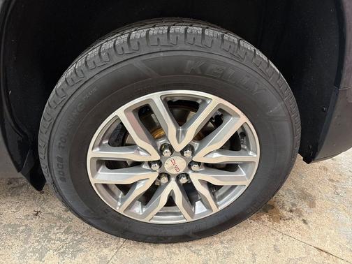 2018 GMC Acadia SLE-2