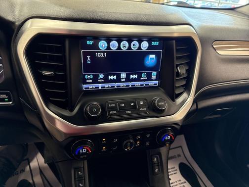 2018 GMC Acadia SLE-2