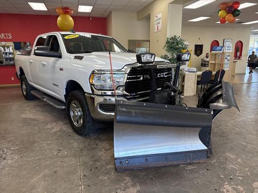 2020 RAM 2500 Big Horn Crew Cab 4X4 6'4' Box