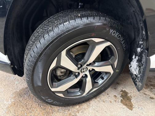 2023 Toyota RAV4 Prime SE