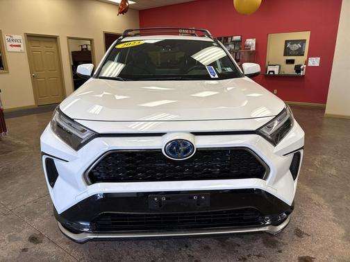 2023 Toyota RAV4 Prime SE