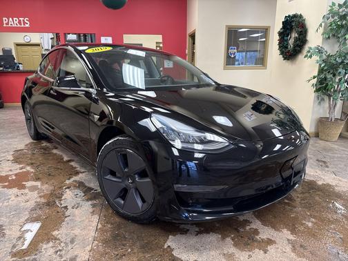 2019 Tesla Model 3 Standard Range Plus