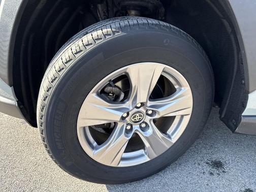 Lunar Rock 2023 Toyota RAV4 XLE