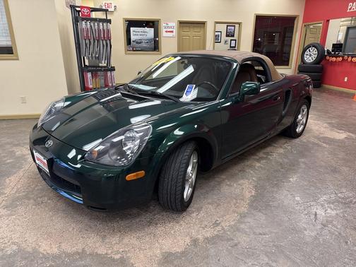 2002 Toyota MR2 Base (M5)