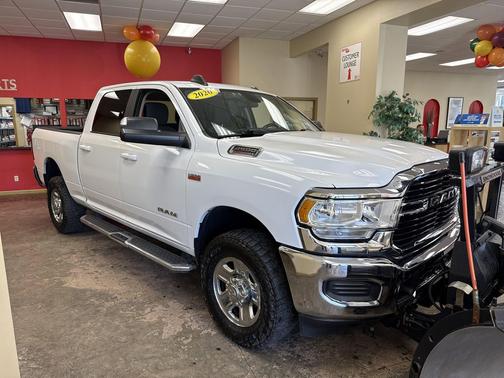 Bright White Clearcoat 2020 RAM 2500 Big Horn Crew Cab 4X4 6'4' Box