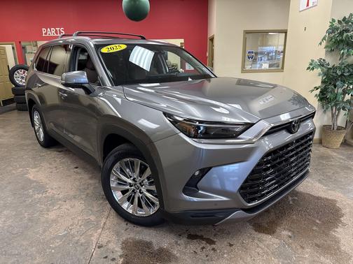 2025 Toyota Grand Highlander Platinum