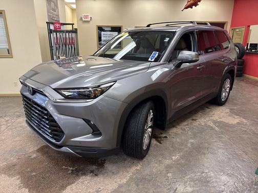 2025 Toyota Grand Highlander Platinum