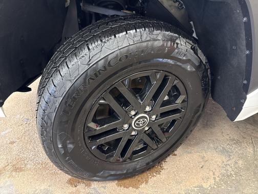 2022 Toyota Tundra SR5