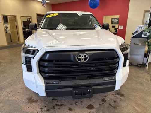 2022 Toyota Tundra SR5