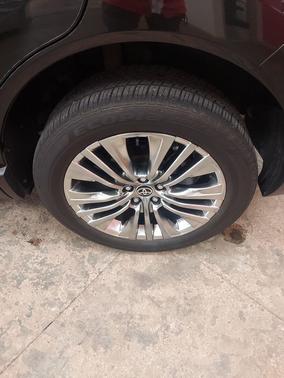 2023 Toyota Venza Limited