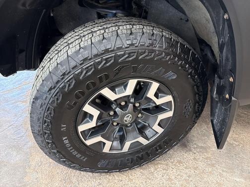2022 Toyota Tacoma TRD Off Road