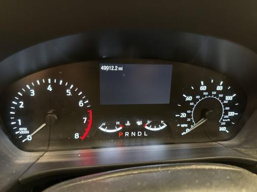 Carbonized Gray Metallic 2021 Ford Escape SE