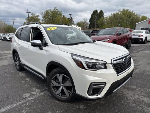 Crystal White Pearl 2021 Subaru Forester Touring