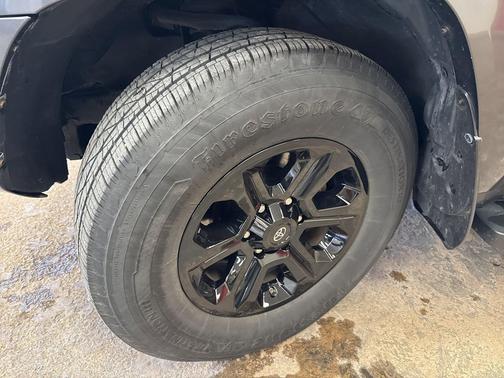 Magnetic Gray Metallic 2019 Toyota 4Runner SR5 Premium