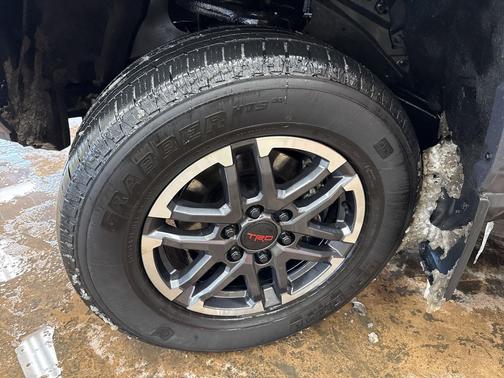 2024 Toyota Tacoma TRD Sport
