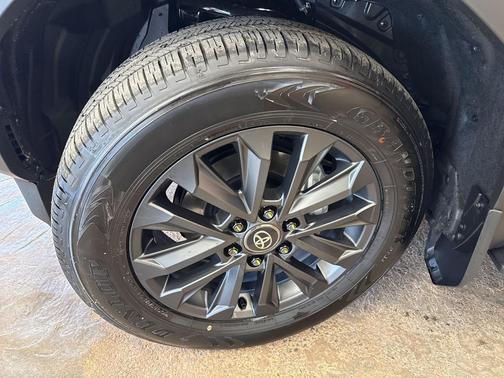 2025 Toyota Land Cruiser Base