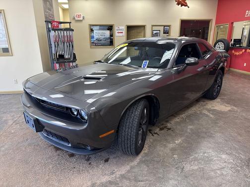 2021 Dodge Challenger SXT