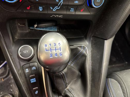 2017 Ford Focus RS Base