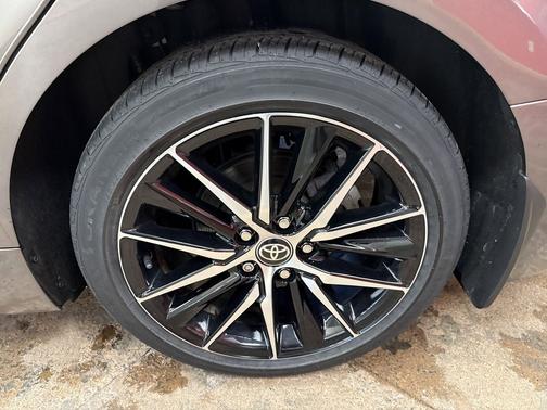 Predawn Gray Mica 2024 Toyota Camry SE