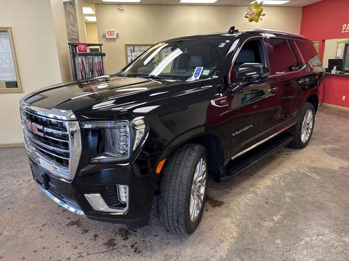 Onyx Black 2021 GMC Yukon SLT