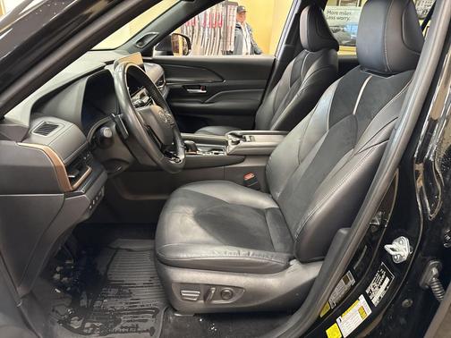 2024 Toyota Grand Highlander Hybrid Limited MAX