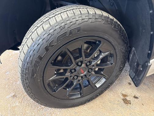 2024 Toyota Tundra Hybrid 1794 Edition