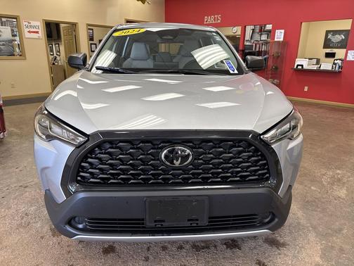 Sonic Silver 2024 Toyota Corolla Cross L