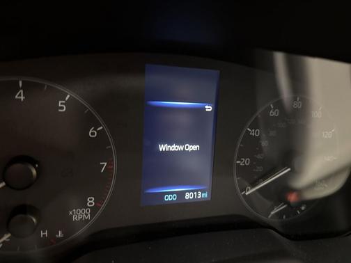 Sonic Silver 2024 Toyota Corolla Cross L