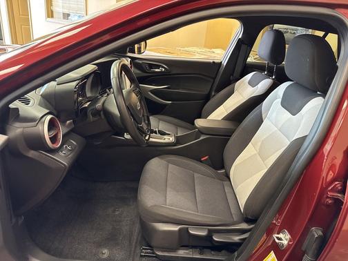 Crimson Metallic 2024 Chevrolet Trax FWD 1RS