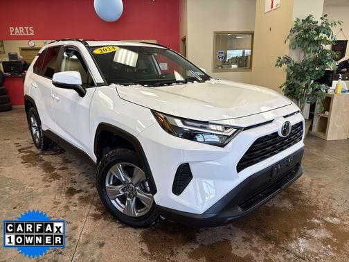 2024 Toyota RAV4 XLE
