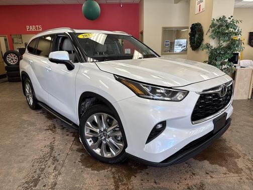 2023 Toyota Highlander Limited