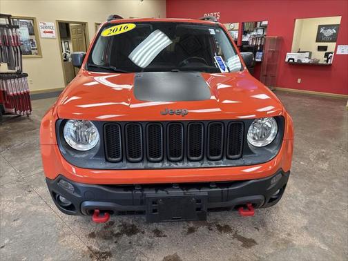 2016 Jeep Renegade Trailhawk