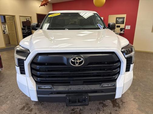 2022 Toyota Tundra SR5