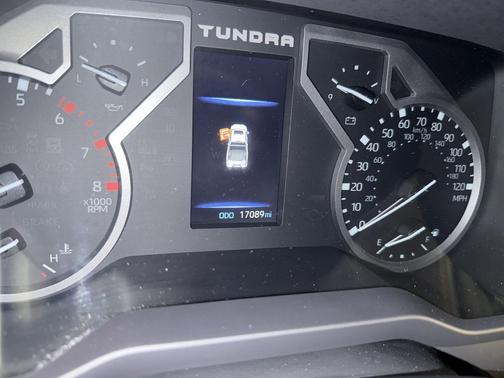 2022 Toyota Tundra SR5