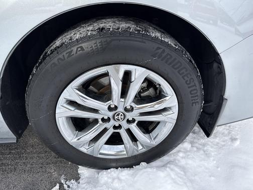 2024 Toyota Sienna Platinum