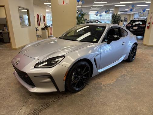 2026 Toyota GR86 Premium