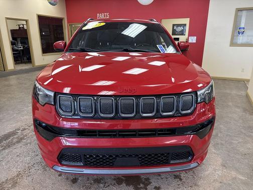 Redline Pearlcoat 2022 Jeep Compass (RED) Edition 4x4