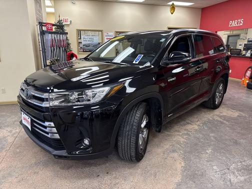 2019 Toyota Highlander Hybrid Platinum